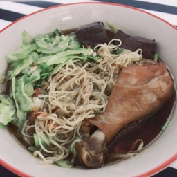 ก๋วยเตี๋ยวน่องไก่มะระ