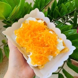 ปังปิ้งวิปครีมสดฝอยทองเพชรบุรี