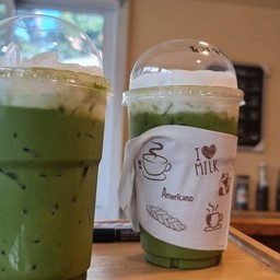 ชาเขียวนมสด