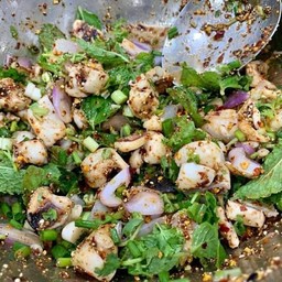 ลาบปลาหมึก ทะเลเดือด