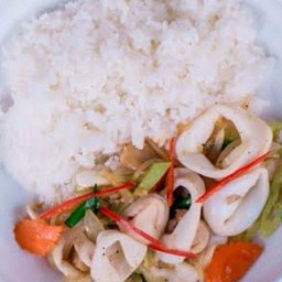 ผัดพริกหยวกปลาหมึก...ราดข้าว