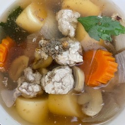 ต้มจืดเต้าหู้หมูสับ จิงจูฉ่าย