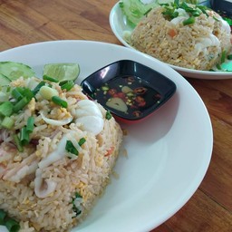ขัาวผัดปลาหมึก_