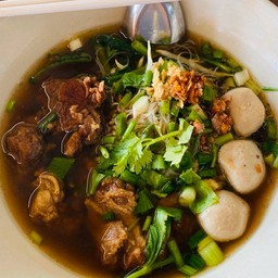 หมูตุ๋นพิเศษ