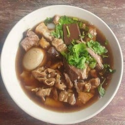 ร้านยำฟรี