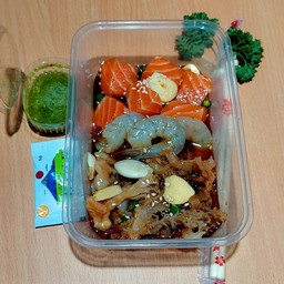 กุ้ง   มอน   แมงกระพรุนดอง เพื่อเธอ