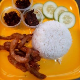 หมูเส้นทอดลุงช้างเชียงราย เชียงราย