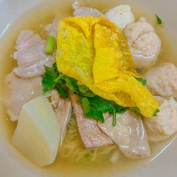 เกาเหลาหมูน้ำไส