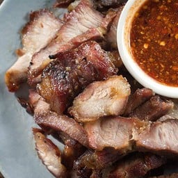 คอหมูย่าง