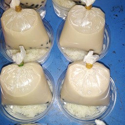 ข้าวเหนียวถั่วดำ