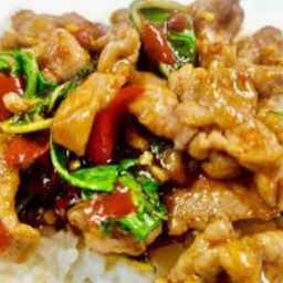 ข้าวกะเพราหมูชิ้น