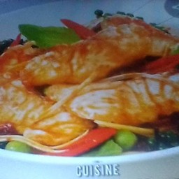 ผัดฉ่าปลาช่อน