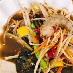 ครัวลูกเกดตามสั่ง ตำซิ่ง ยำแซ่บ หน้าอู่ช่างแอ๊ด ติดถนนฉลองกรุง