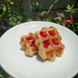 ครอฟเฟิลนมข้น+เยลลี่แดง