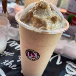 กาแฟมะพร้าวปั่นนมสด