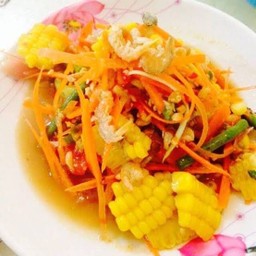 ส้มตำข้าวโพด