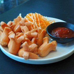 ใส้กรอกทอด