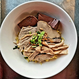 บะหมี่เป็ดพะโล้ ธรรมดา