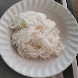 ขนมจีนเปล่า