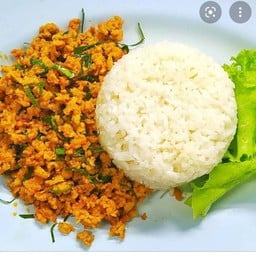 คั่วกลิ้งหมูพริกแกงใต้