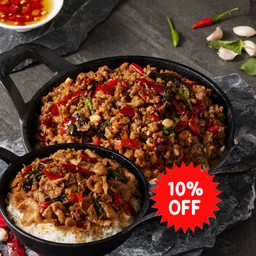 (ลด 10%) ข้าวกะเพราหมูสับคั่ว + ข้าวกะเพราหมูสันคอคั่ว