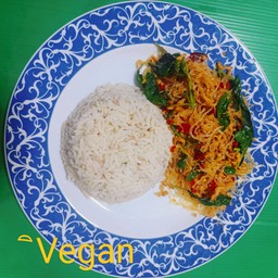 กะเพราวุ้นเส้นหมูสับเจราดข้าว Vegan