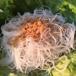 เส้นหมี่ลวก