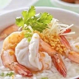 กินยำกับยอดข้าว เรวดี