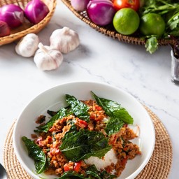 ข้าวกะเพราวีแกนสูตรพิเศษ