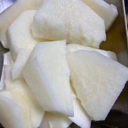 มันแกวปลอกพร้อมทาน