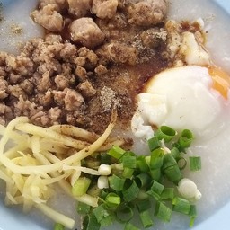 โจ๊กหมูเด้ง