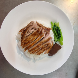 ข้าวหน้าเป็ดพะโล้ พิเศษ