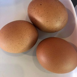 ไข่ไก่ต้มสุก 3 ฟอง