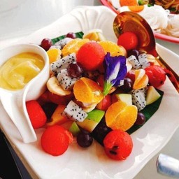 สลัดผลไม้