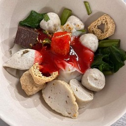 ก๋วยเตี๋ยวเย็นตาโฟต้มยำแห้ง