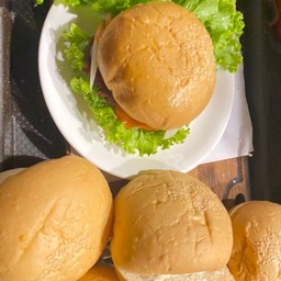 เบอร์เกอร์เนื้อ