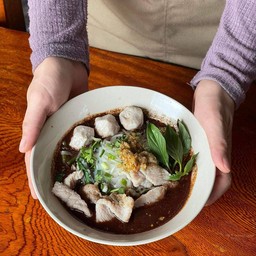 ก๋วยเตี๋ยวน้ำตก