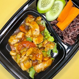 ข้าวเปรี้ยวหวาน ไก่,หมู, ปลา