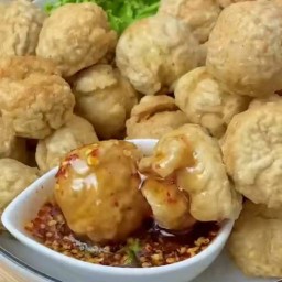 ลูกชิ้นปลาระเบิดโชคชัย ซอยอัลลาย