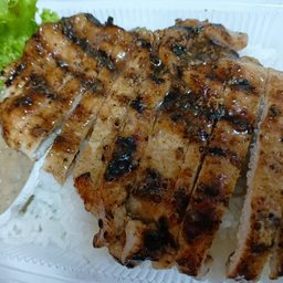 ข้าวสเต็กหมูพริกไทยดำ
