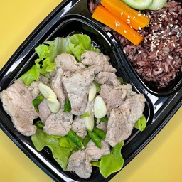 ข้าวหมูมะนาว