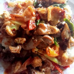 ผัดพริกเผารวมมิตร(ราดข้าว)