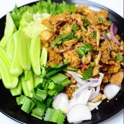 ยำไก่แซ่บ