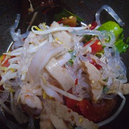 ตำเส้นแก้วน้ำปลาร้าหมูยอ