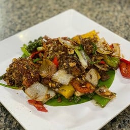 ปูนิ่มผัดพริกไทยดำ