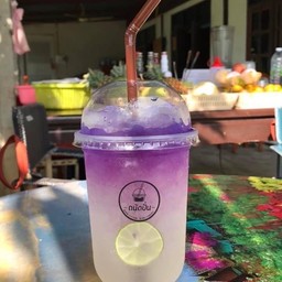 น้ำผึ้งมะนาวอัญชัญโซดา