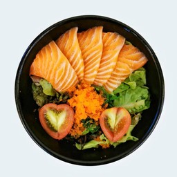 สลัดแซลมอนซีอิ๊วญี่ปุ่น