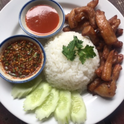 ข้าวหมูแดดเดียว