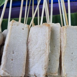 มะหล่าเต้าหู้ปลาแท่ง