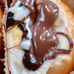 ขนมปังไส้ช็อคโกแลต นูเทลล่า